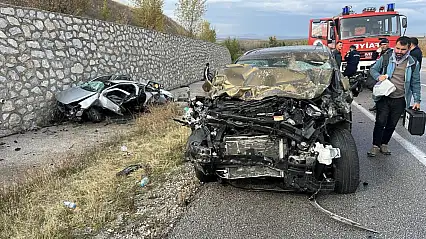 Otomobil ile cip çarpıştı: 4 ölü, 2 yaralı!