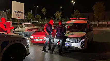 Polisi dinlemedi, hayatının şokunu yaşadı! Alkollü sürücüye rekor ceza