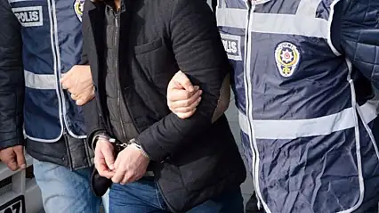 Sahte ekspertizle 687 kişiye vatandaşlık: 16 ilde 72 şüpheli yakalandı