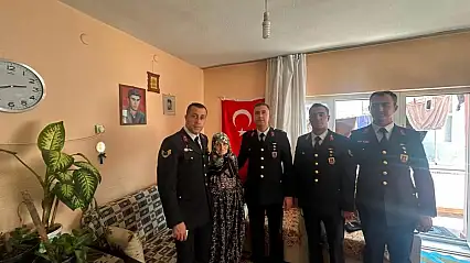 Şehit ailesine vefa ziyareti
