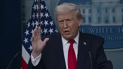 Trump yönetimi, dünya genelinde göçmen vizesi başvurularını askıya aldı