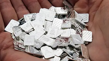 Yatırım yapanı zengin edecek fırsat açıklandı: 2026'nın şampiyonu hangisi olacak? Altın mı, gümüş mü?