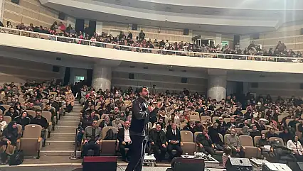 Konya'da aile yapısını güçlendiren konferans düzenlendi