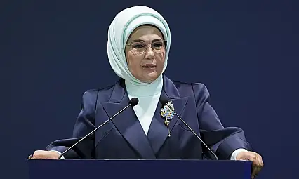 Emine Erdoğan, Türkiye Maarif Vakfının kuruluş yıl dönümünü kutladı