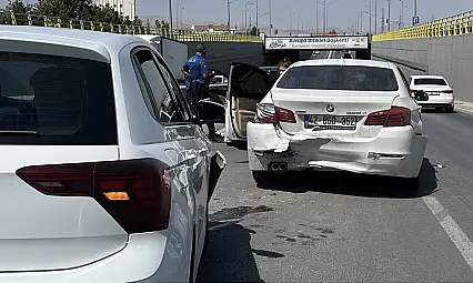 Konya'da 6 araç birbirine girdi! Zincirleme kazada yaralı var