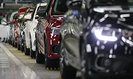 Otomobil piyasasında yeni hesap! ÖTV ile ilgili karar yayımlandı: Araç fiyatları değişecek mi?