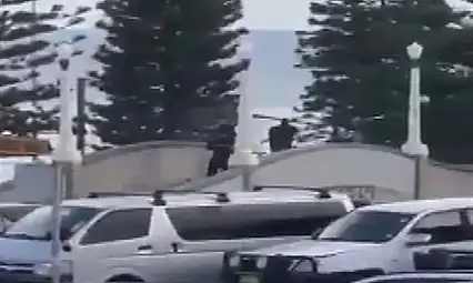 Plajda Kanlı Saldırı! 10 Ölü, Çok Sayıda Yaralı Var!