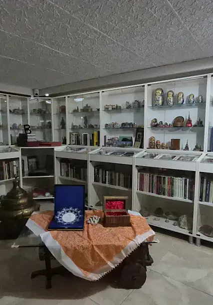 49 ülke ve 80 şehir gezerek yarım asırdır tarihi eser topluyor