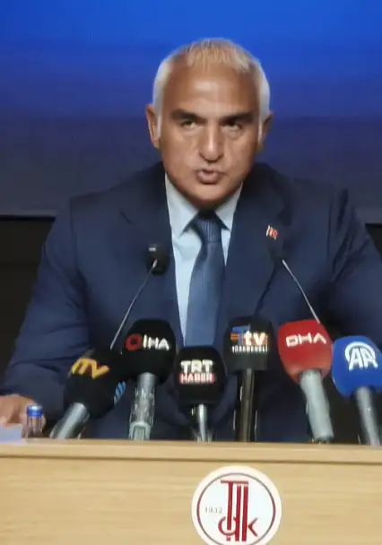Bakan Ersoy'dan dijital çağda Türkçe uyarısı!