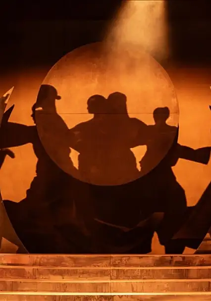 'Deli Dumrul' ve 'Tehlikeli Oyun' dünya prömiyerinde büyüledi