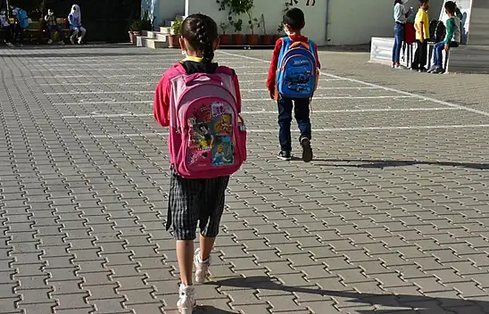 2026 Kasım ara tatili ne zaman başlıyor, okullar kaç gün tatil olacak? Meb 2026-2027 iki dönem arası tatil takvimi açıklandı mı?