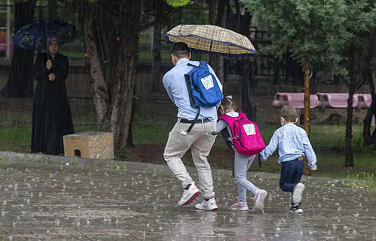 28 Eylül Pazartesi okullar tatil mi? SON DAKİKA: 28 Eylül 2026 okullar açık mı, hangi illerde okul yok?