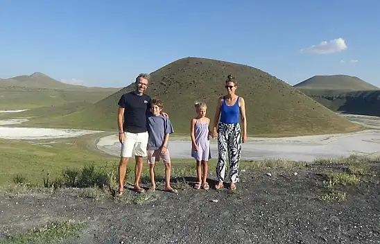 6 aylık yolculukta rota Konya oldu! Acıgöl ve Meke Gölü'ne övgü yağdırdılar