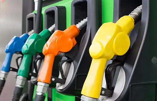 Akaryakıta yeni zam yolda! Tabelalar bu gece değişiyor