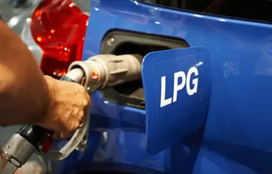 Araç sahiplerine müjde! Bu gece LPG'ye büyük indirim geliyor