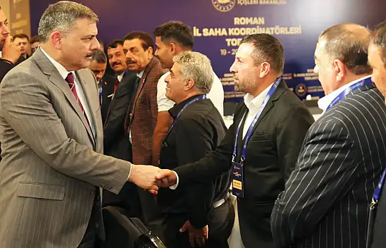 Bakan Çiftçi: 'Kapımız da gönlümüz de bütün Roman kardeşlerimize her daim açıktır'