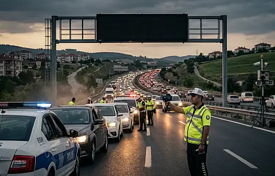 Bayramda yola çıkacaklar dikkat! Tam 30 bin TL cezası var, ehliyetinizden de olabilirsiniz!