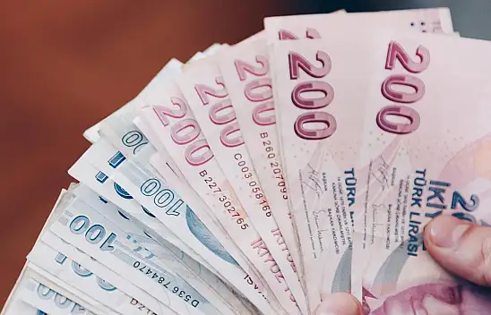 Emeklilerin ikramiye ve aylık ödemeleri başlıyor