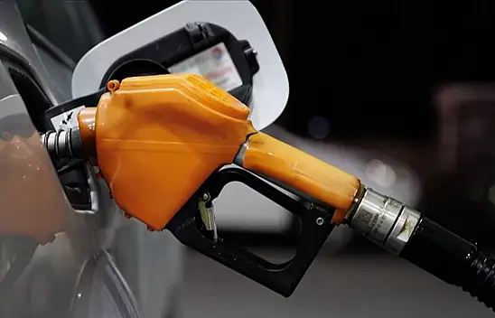 İbre yine tersine döndü! Motorine indirim geliyor!