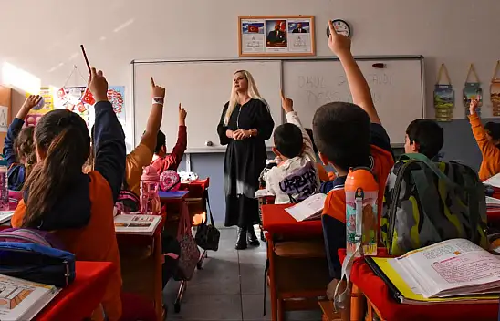 Kamu çalışanlarına uyum eğitimi izni: 3 saat izinli sayılacak
