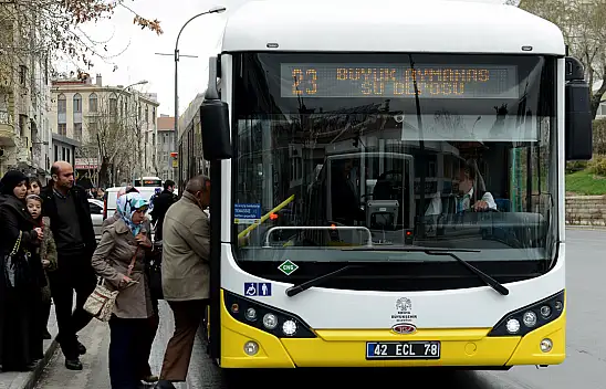Konya'da 65 yaş üstü ücretsiz ulaşım tartışması! Gençler mi haklı yaşlılar mı?