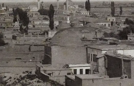 Konya'da bir gecede gizlice yıktırılan türbe kime ait?