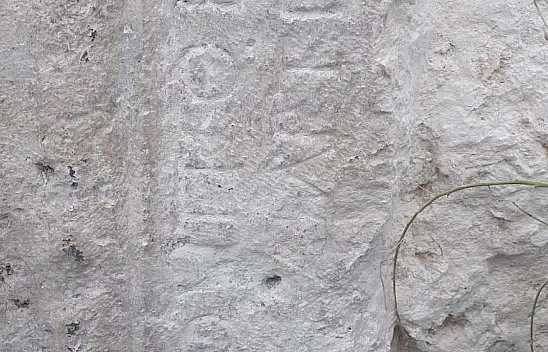 Konya'da cami önündeki tarihi eseri böyle çaldılar!