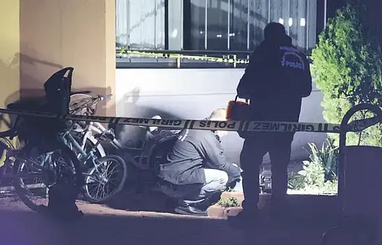 Konya'da Ebru Öğretmeni 23 bıçak darbesiyle öldürmüştü! Davayı gülerek izledi!