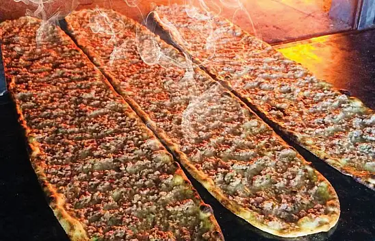 Konya'da etliekmek skandalı! İç harcından bunlar çıktı