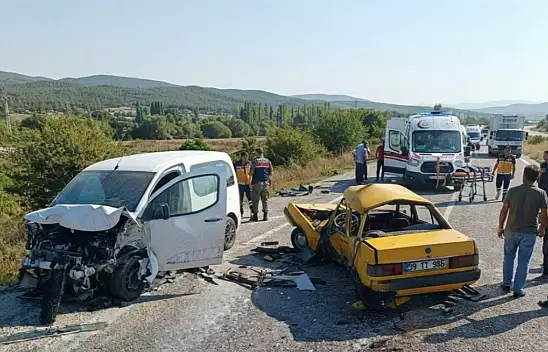 Konya'da feci kaza! İki araç hurdaya döndü: 3 ölü, 1 yaralı