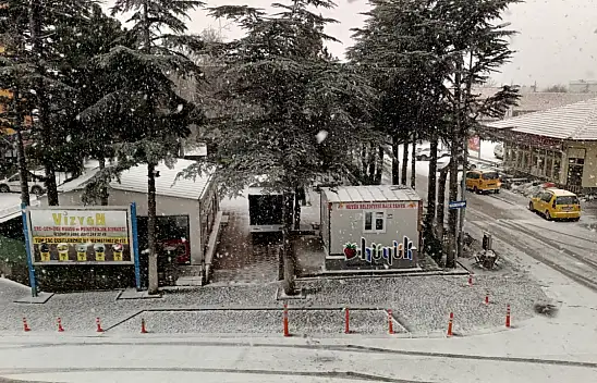 Konya'da fırtına gitti kar geldi! 3 ilçede kartpostallık görüntüler ortaya çıktı