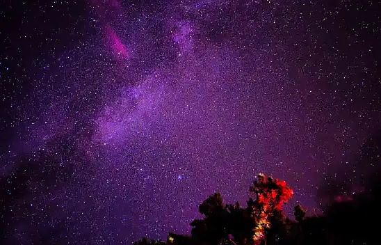 Konya'da gökyüzü açık hava sinemasına dönüştü! Meteor yağmurunu izlediler