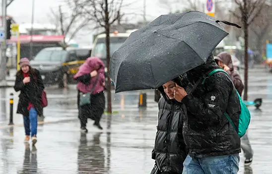 Konya'da hafta sonu plan yapanlar dikkat! 15 ilçeye sağanak alarmı verildi!