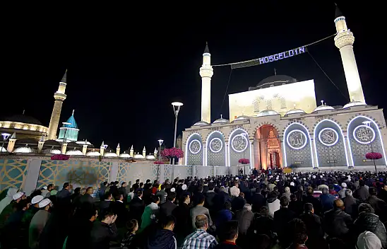Konya'da hatimle teravih namazı kılınacak camiler belli oldu