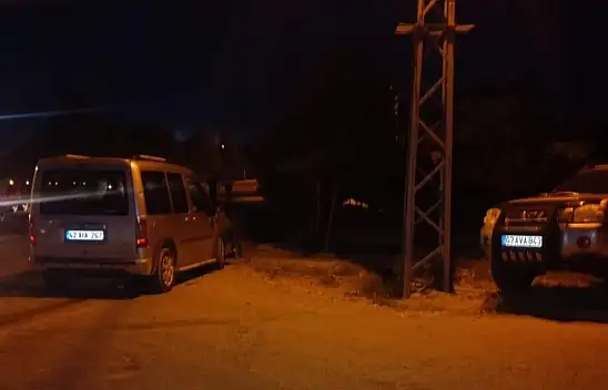 Konya'da iki kamyonet çarpıştı: 2 yaralı!