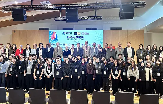 Konya'da iklim zirvesi! Gençler aynı masaya oturdu