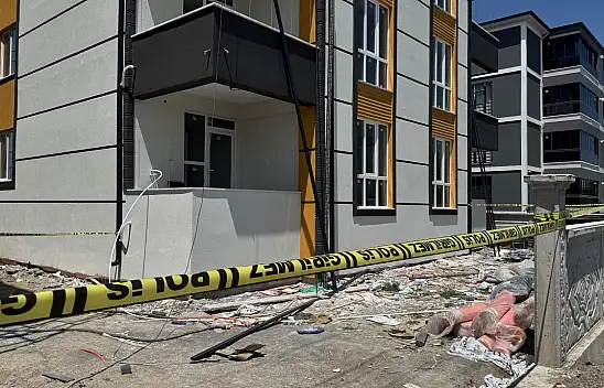 Konya'da inşaatta feci kaza: Akıma kapılıp 4. kattan düştü!