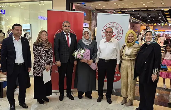 Konya'da kadınların emeği vitrine çıktı! Bir hobiyle başladı, gelir kapısına dönüştü!