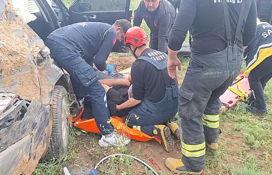 Konya'da kaza! Otomobil şarampole devrildi: 2 yaralı