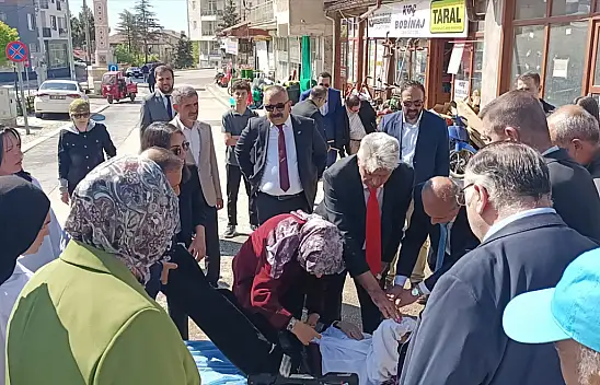 Konya'da korkutan anlar! Fenalaşan öğrencinin imdadına belediye başkanı yetişti!
