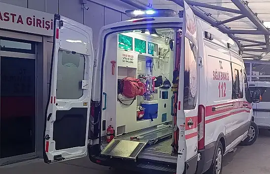 Konya'da motosiklet kontrolden çıkıp devrildi! 2 kişi yaralandı