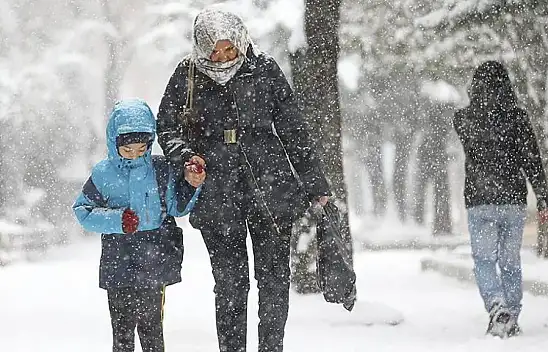 Konya'da öğrencilere kar müjdesi! Hangi ilçelerde okullar tatil edildi?