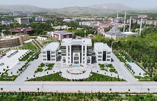 Konya'da sağlıkta yeni dönem başlıyor! İki üniversite hastane için kolları sıvadı