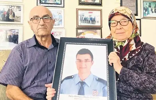 Konya'da şehit ailesinden duygulandıran davranış: Oğullarının maaşıyla öğrencilere burs veriyorlar!