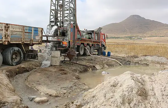 Konya'da sondaj rekoru! Kuraklık riskine karşı 38 bin metrelik kalkan!