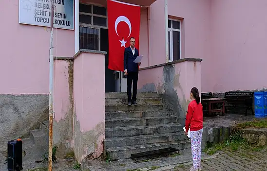 Konya'da tek öğrencili okulda Cumhuriyet coşkusu!