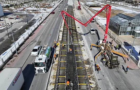 Konya'da Tramvay Mesaisi Başlıyor: 3 Cadde Trafiğe Kapatılacak!
