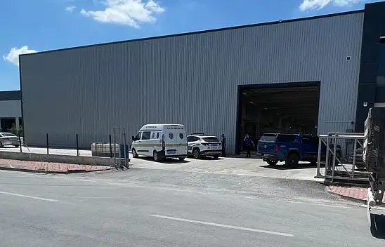Konya'daki fabrikada acı son: Başı makineye sıkışan işçi can verdi! 