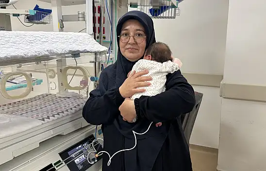 Konya'daki milimetrelik tedaviyle mutluluğa kavuştu!