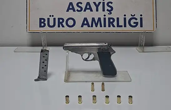 Konya'da düğün neşesi silah sesleriyle bölündü: Sivil polis suçüstü yakaladı!